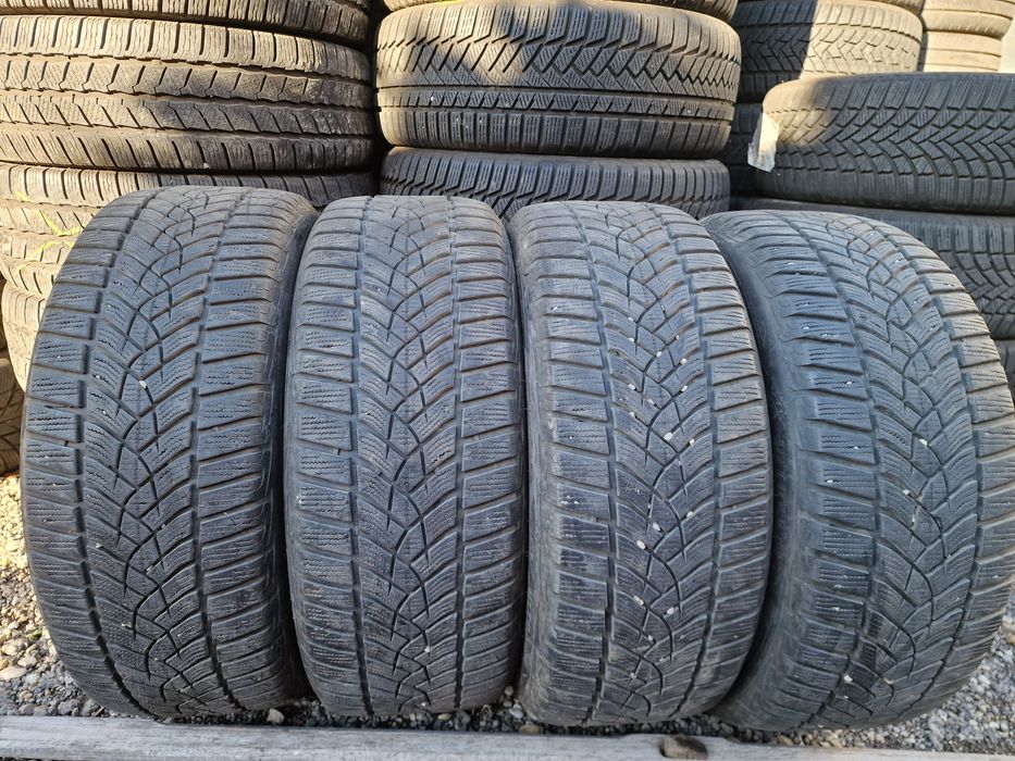 Anvelope 205/50R17 marca Goodyear, M +S, 6.5 mm