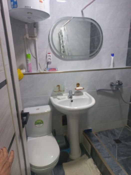 1 комнатная с мебелью и техникой