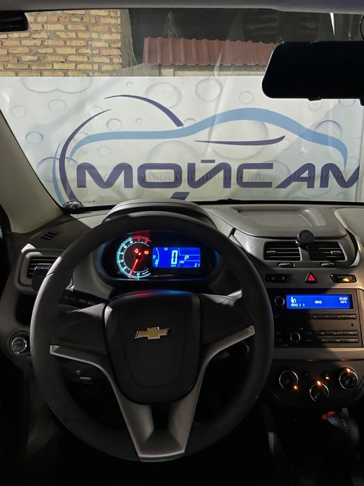 Cobalt 2014y 4 yevro sotiladi