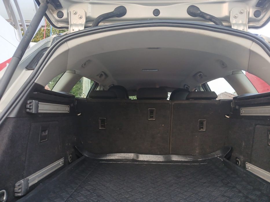 Vând Opel Insignia 2010