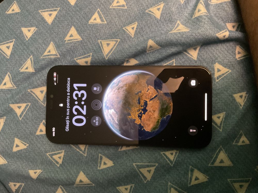 vand iphone 12 urgent!!!