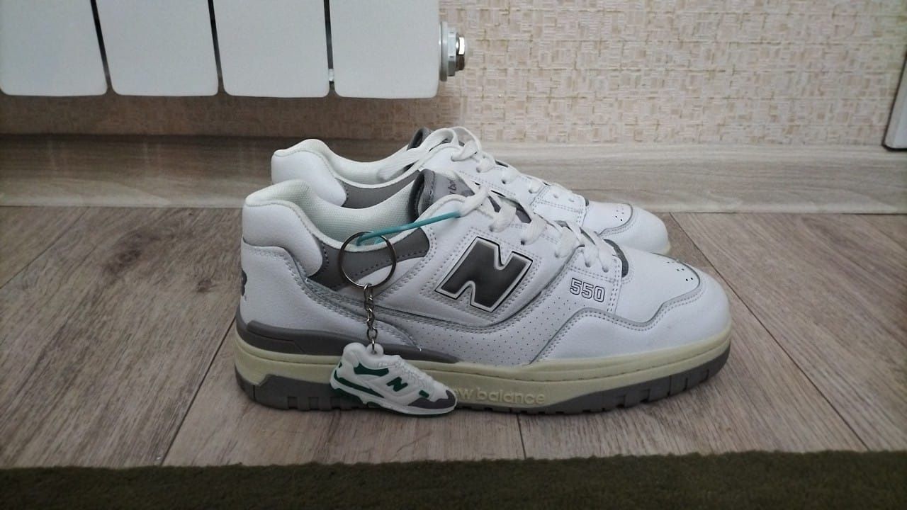 Кроссовки New Balance 550 размер 39