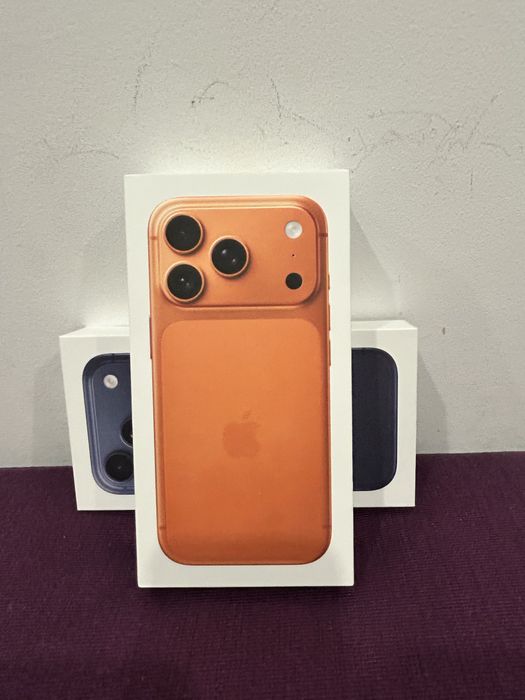 Iphone 17 pro 512gb cosmic orange