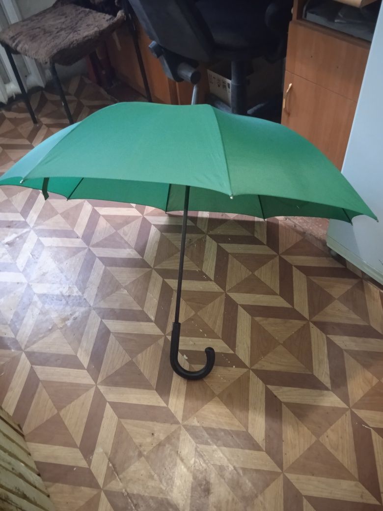 Продам новый необычно большой зонт