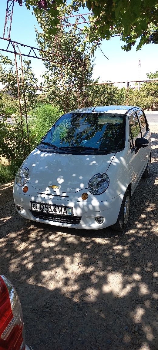 Matiz mashinasi sotiladi