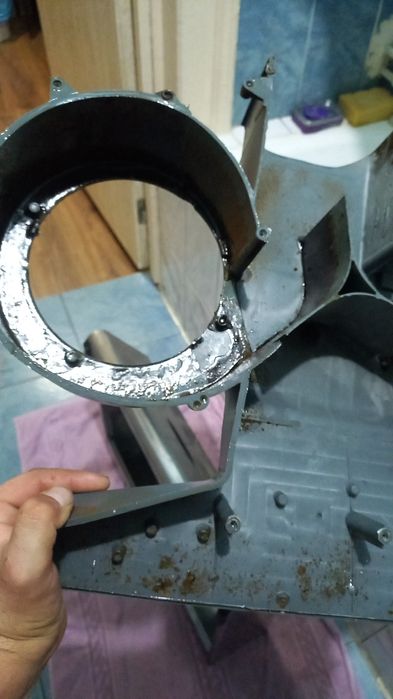 Curat hote de aragaz