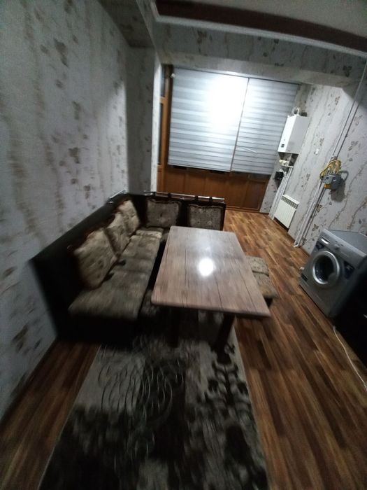 Аренда Новастройка 4 хонали 2 та санузел 3 этаж Микрорайонда жойлашган