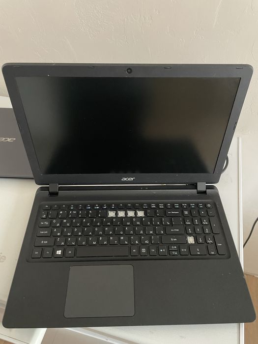 Ноутбук Acer Aspire ES 1 - 532