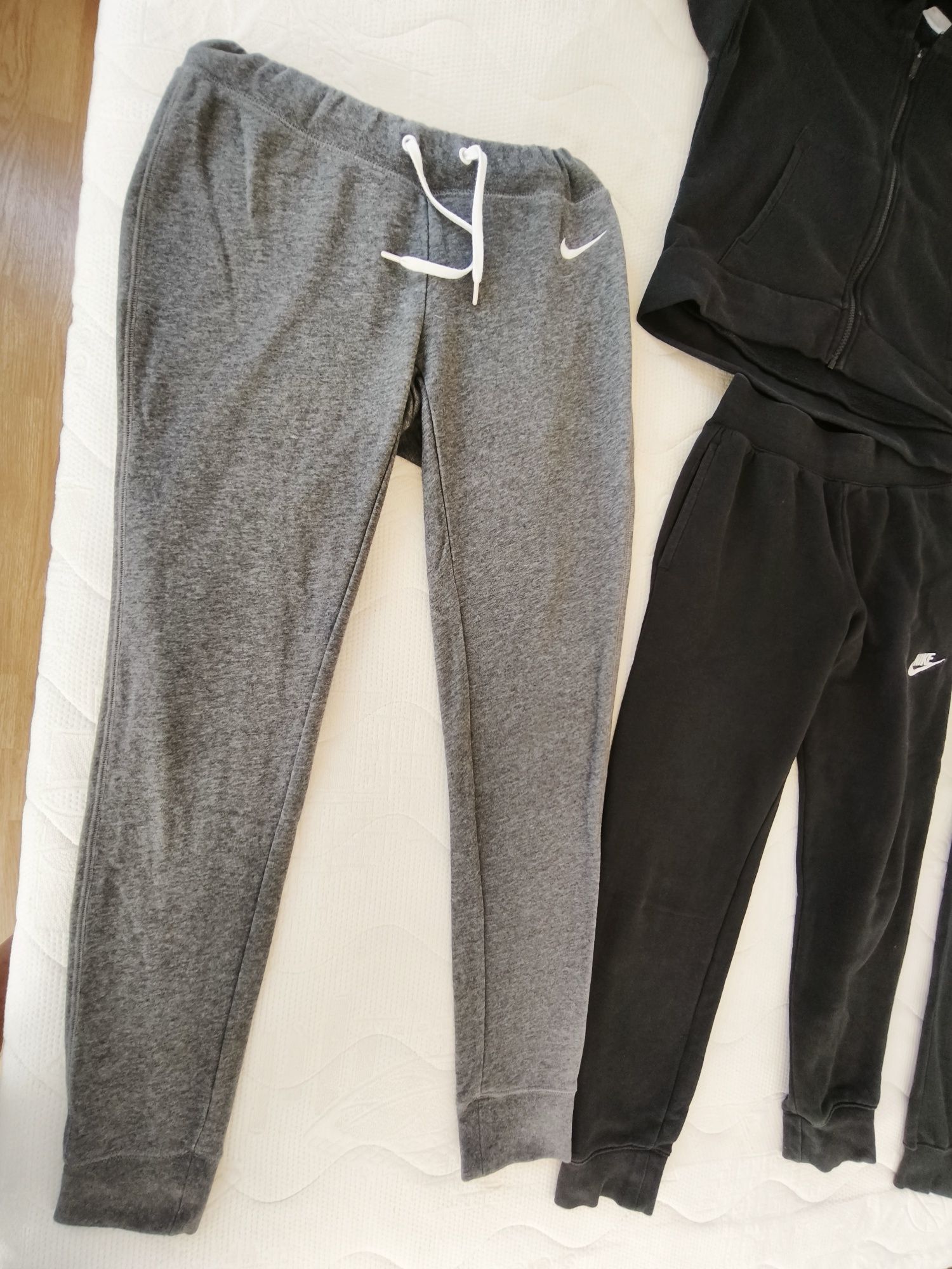 Детски долнища nike