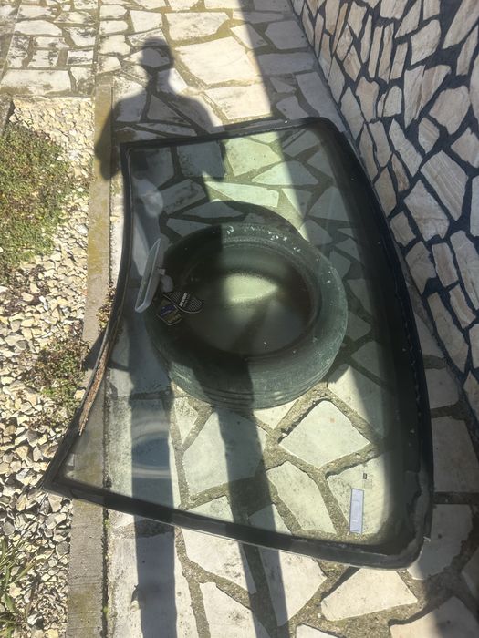 Челно сткъло за Голф 4