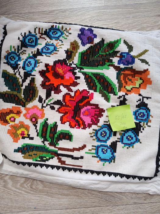 Fețe de perna țesute în război