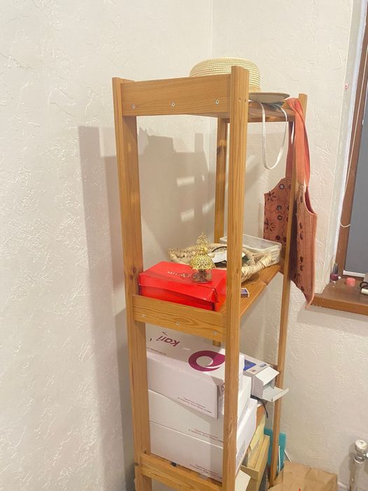Продам деревянный стеллаж