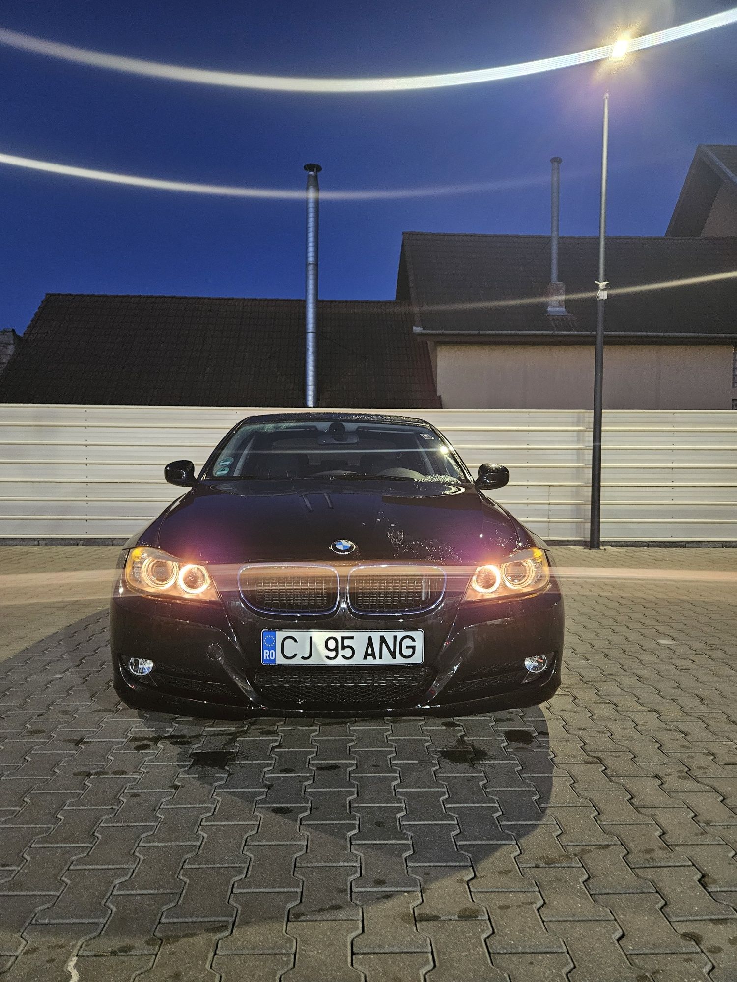 Bmw e90 318i facelift