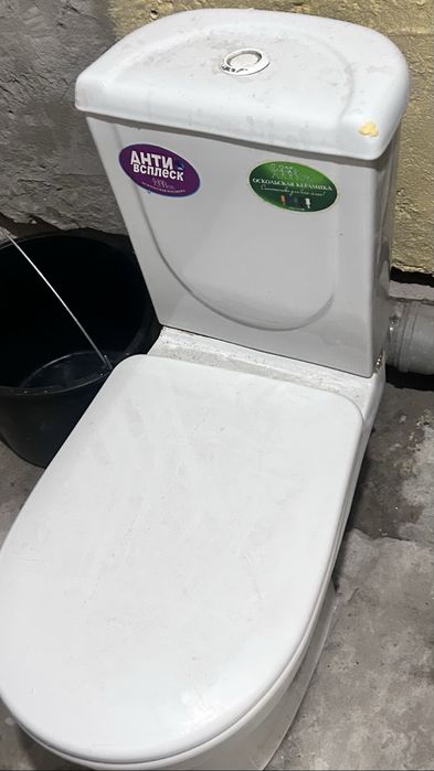 Унитаз б/у 6000 в хорошем состояний