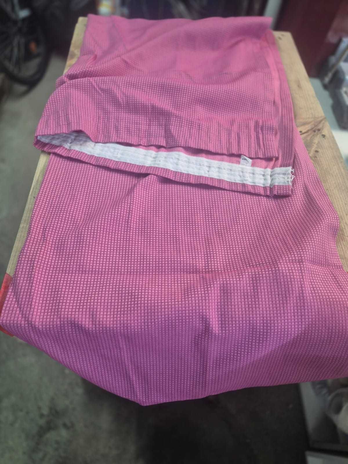 Perdele si draperii roz pentru camera fete