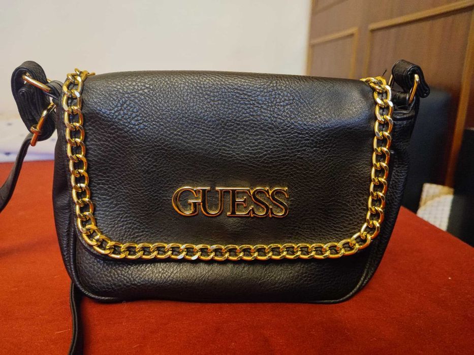 Чанта през рамо.В отлично състояние