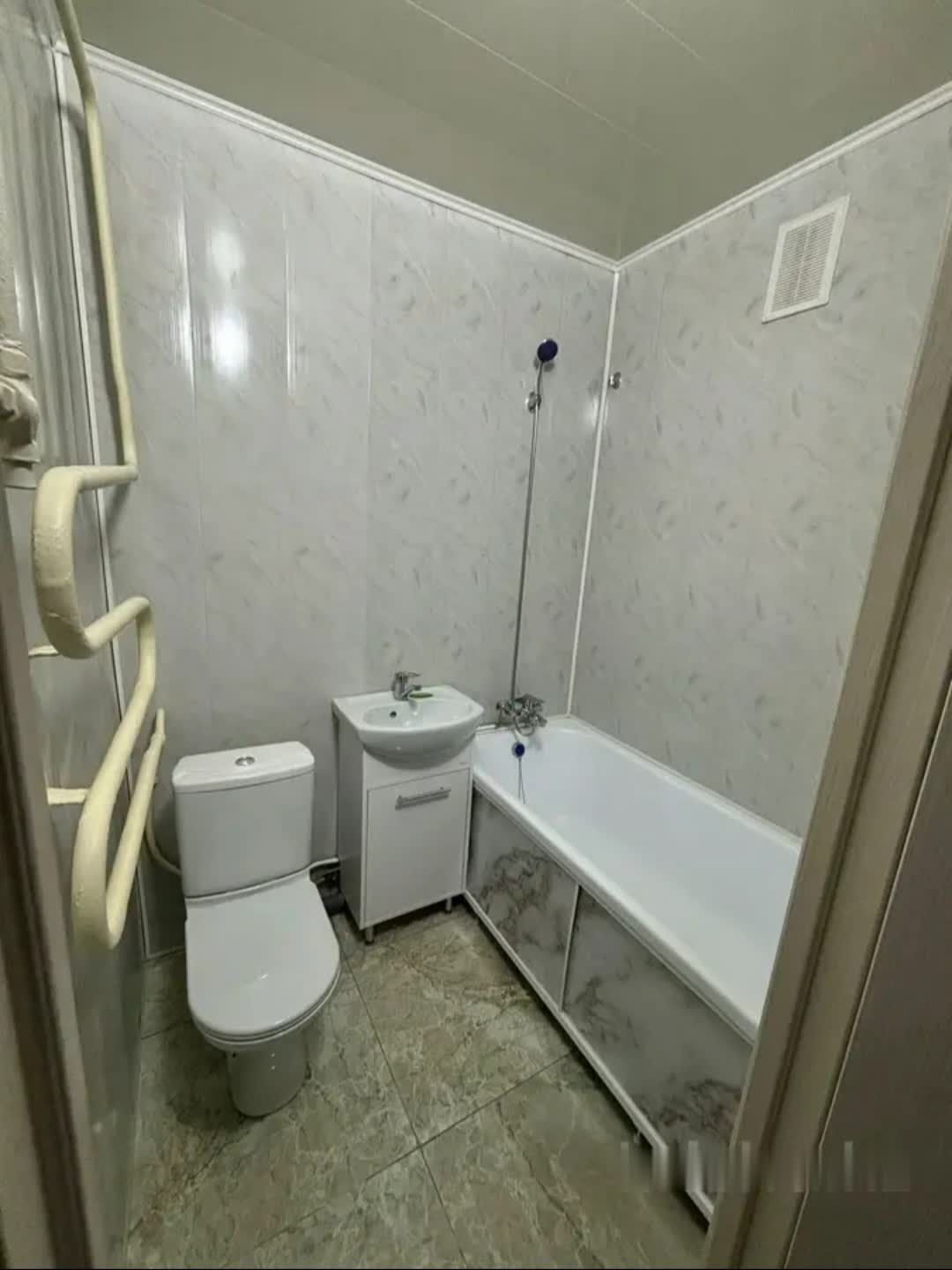 Продаётся 1 комн р.Тюленина, 16школа