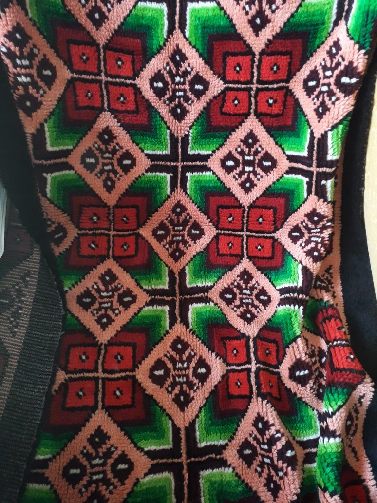 Нови вълнени китеници