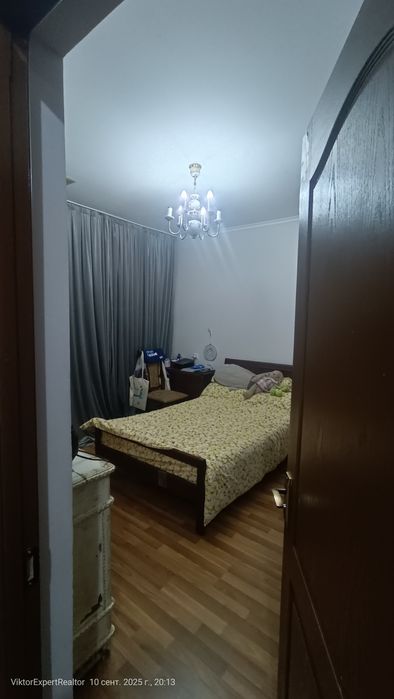 На продаже 3х комнатная, 1-Этаж кирпичный дом 77 серия