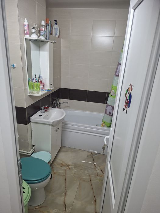 Vând apartament!