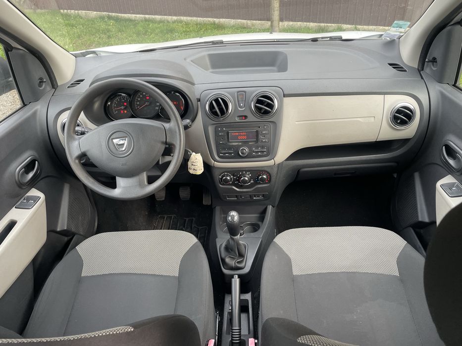 Dacia Lodgy 1.6 benzina 7 locuri