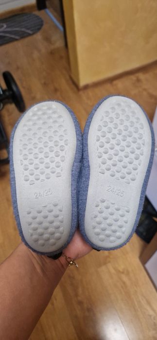 Домашни пантофи за бебе