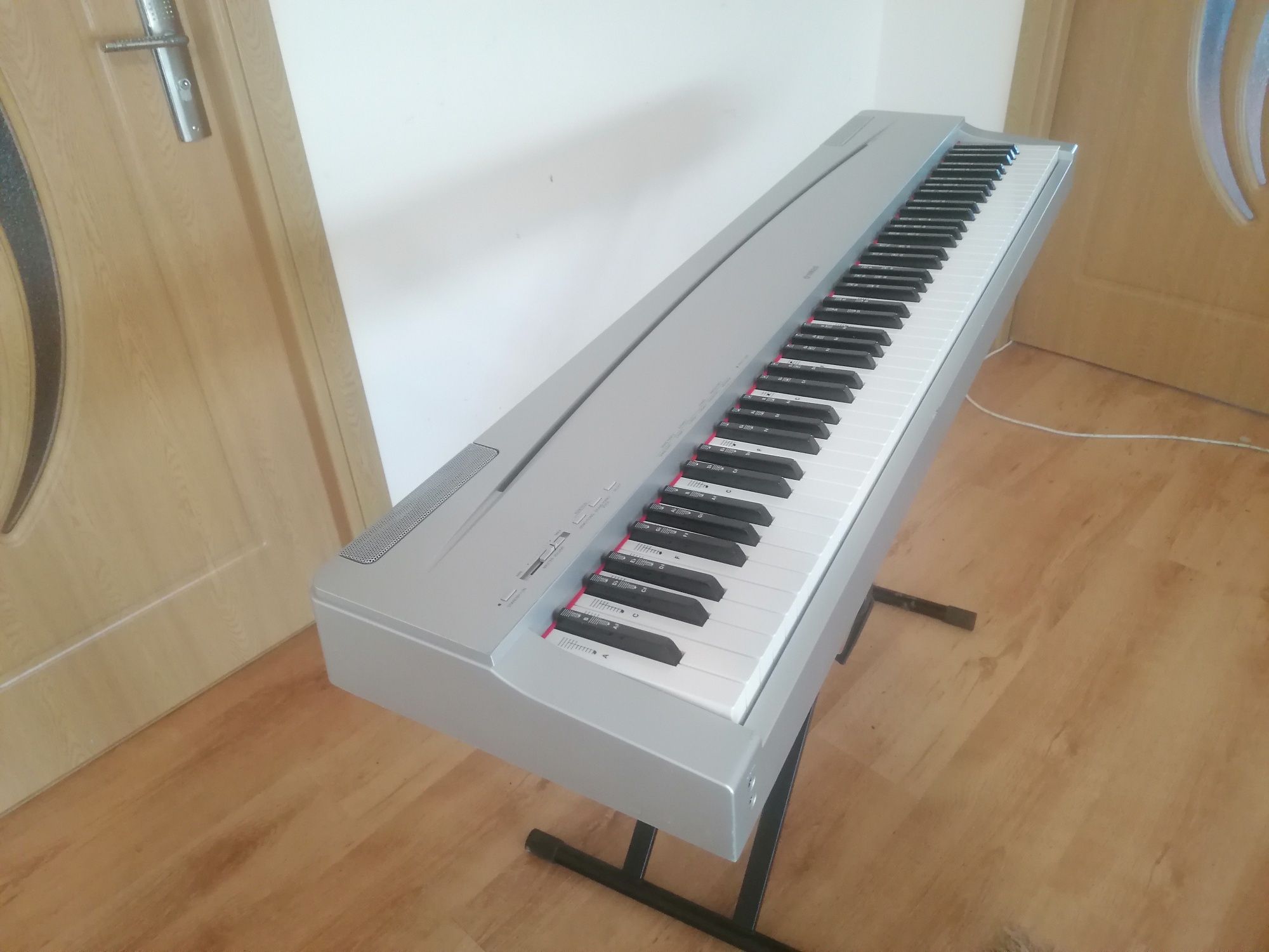 YAMAHA P-70 stereo Dinamic touch