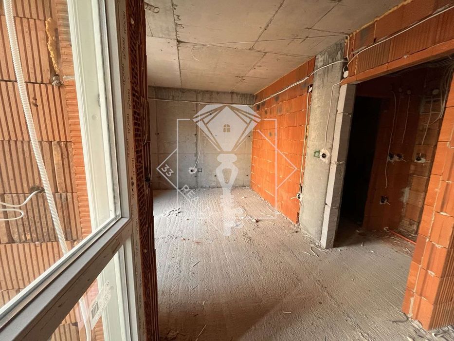 Продава се Едностаен апартамент в Пловдив, Южен - 41 кв.м за 1342 €/кв.м - Снимка #2