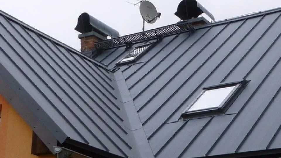 Sisteme complete de acoperis, reparatii acoperis, parazapezi