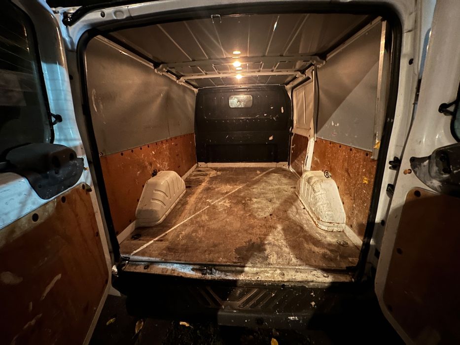 Ford Transit autoutilitară