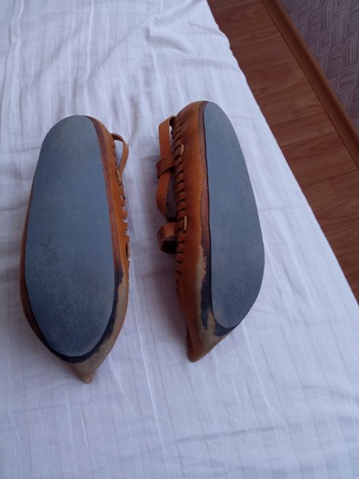 Цървули за народни танци