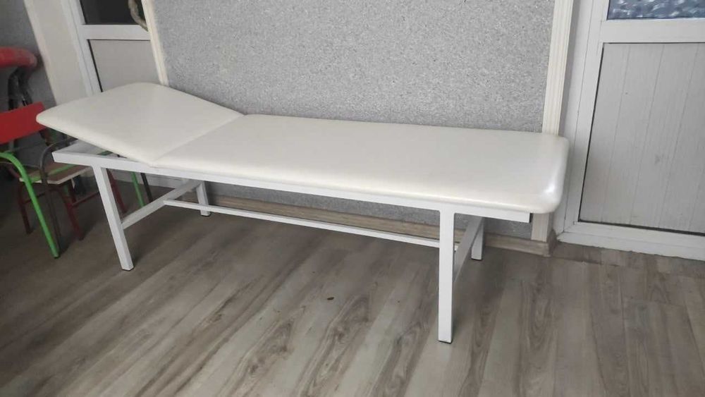 г.
Кушетка медицинский

550 ширма помошница шкаф медицинский