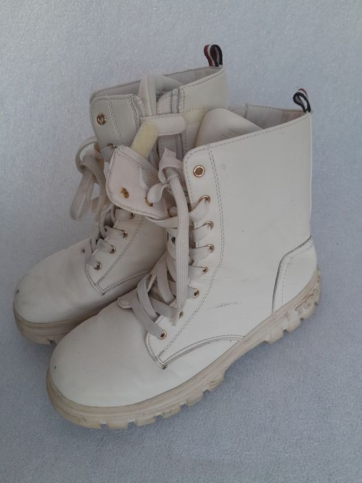 Бели боти Tommy Hilfiger, 37 номер