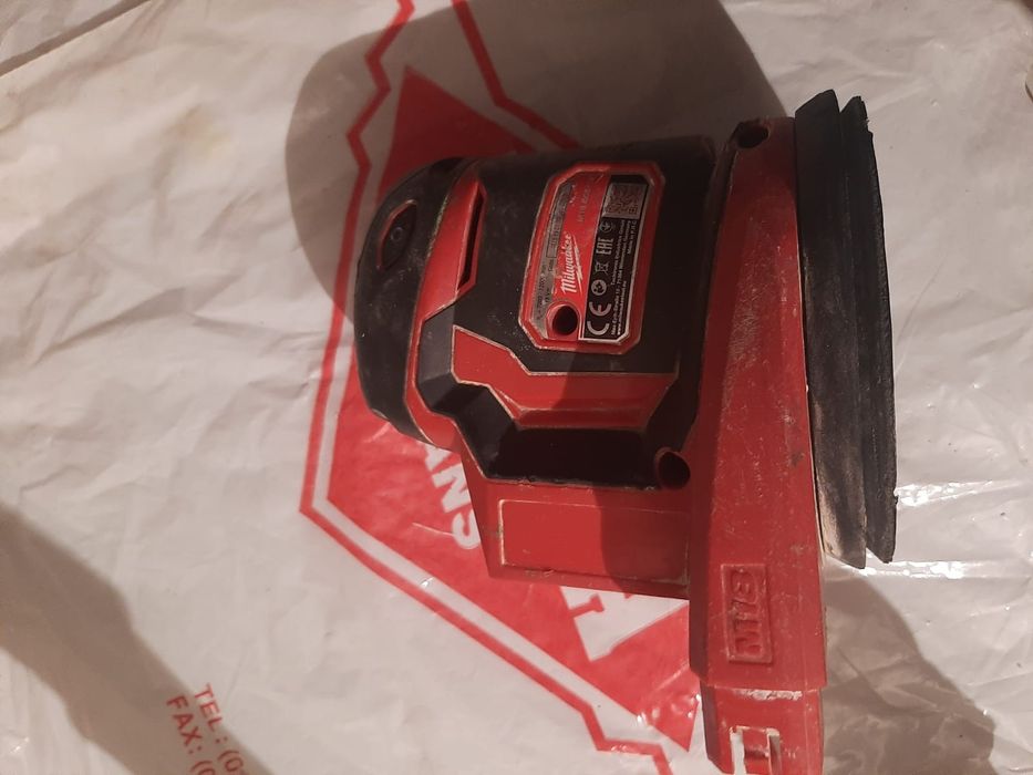 Milwaukee slefuito orbita bos125