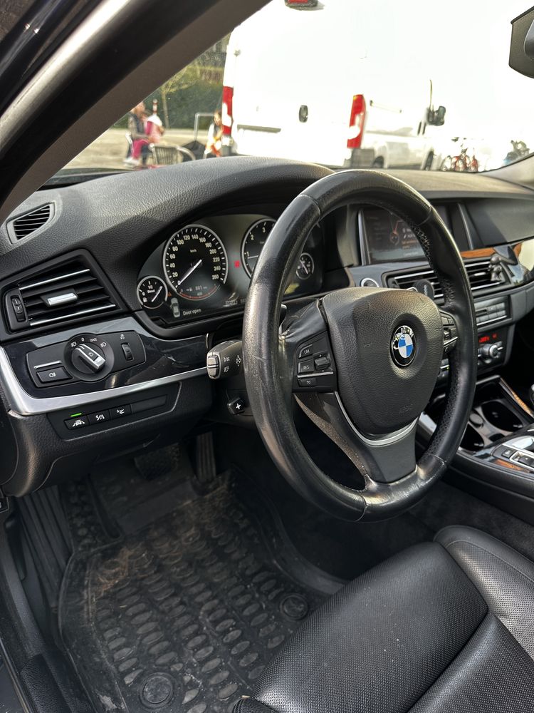 BMW F10 525D xd seria 5 f10 218 cp Automat