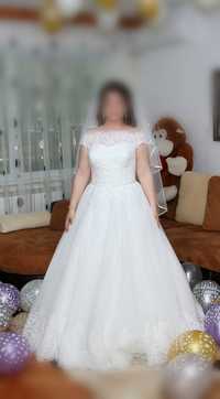 Сватбена рокля цвят Ivory