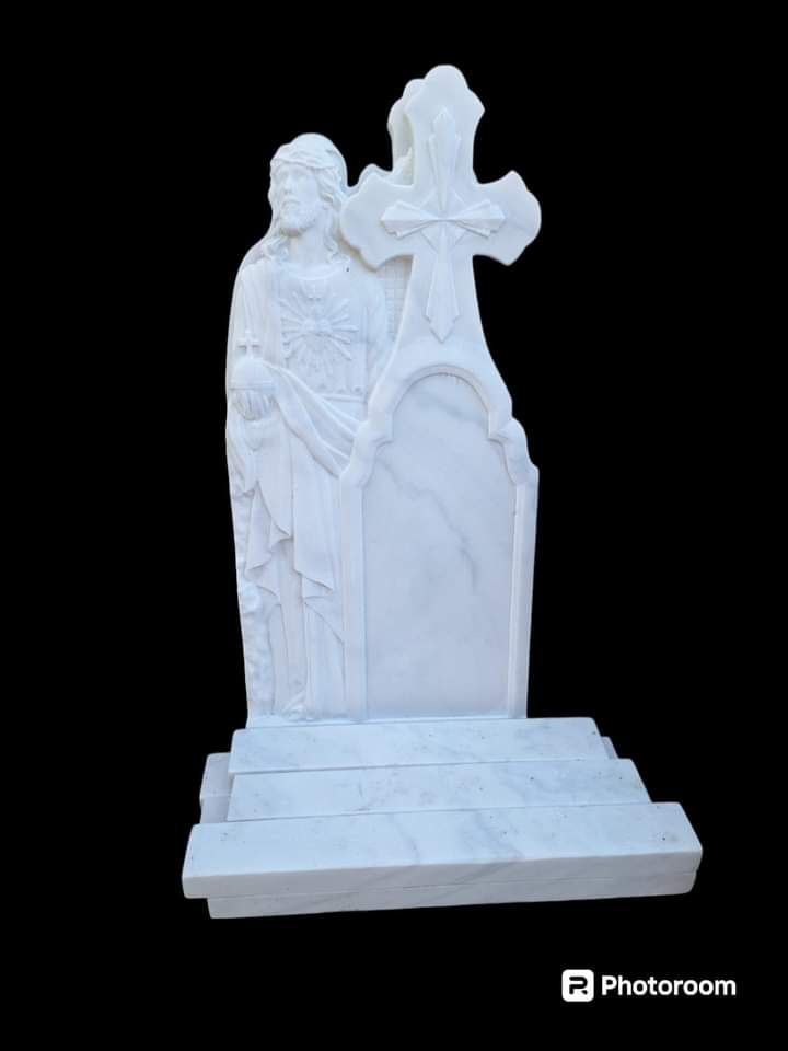 Schimb cu capre lot de monumente funerare
