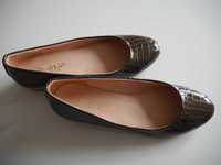 Pantofi noi, marimea 37, maro cu imprimeu imitatie de sarpe