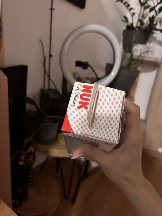 Чисто ново, неотваряно шише на NUK