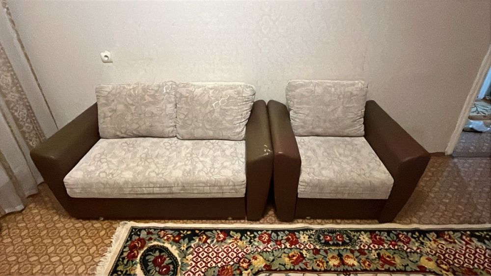 Продам мини диван с креслом