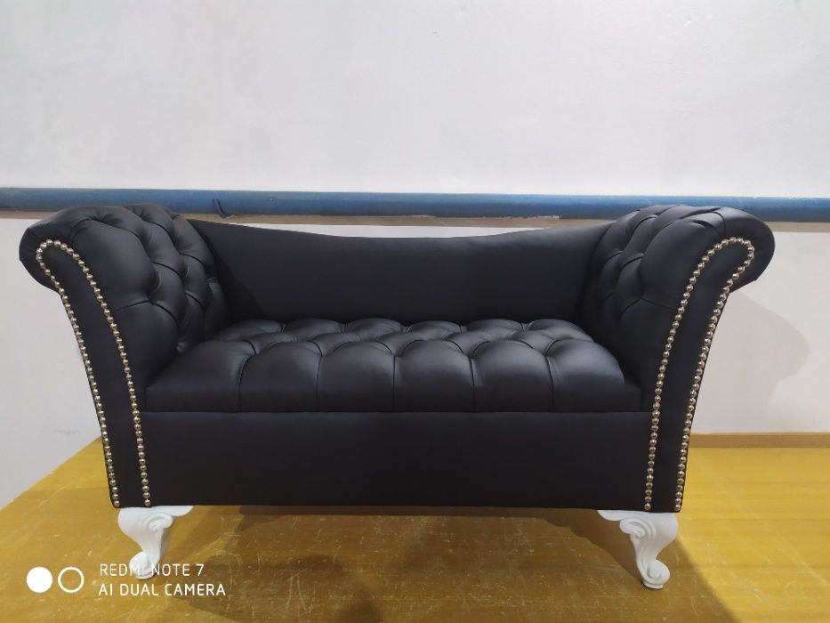 Уникално мини диванче - табуретка, дизайнерска бутикова пейка