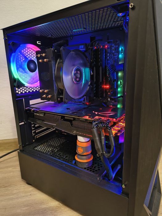 Vând PC Gaming i7 8700k/ GTX 1080TI/ 32gb RAM