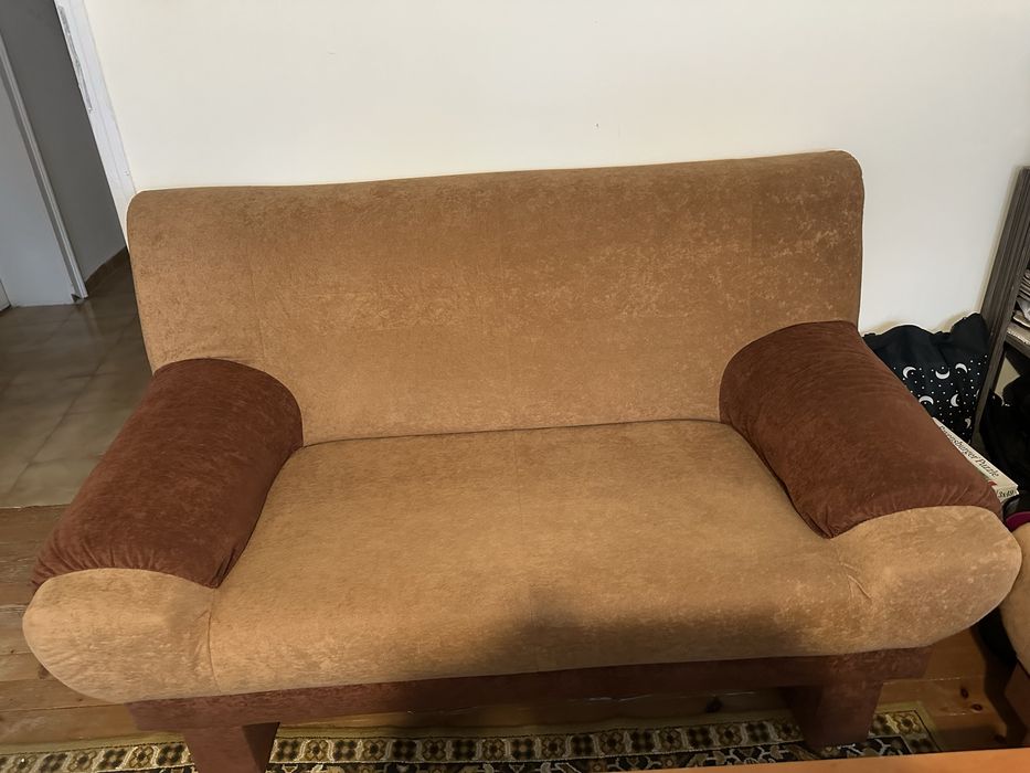 Подарявам дивани