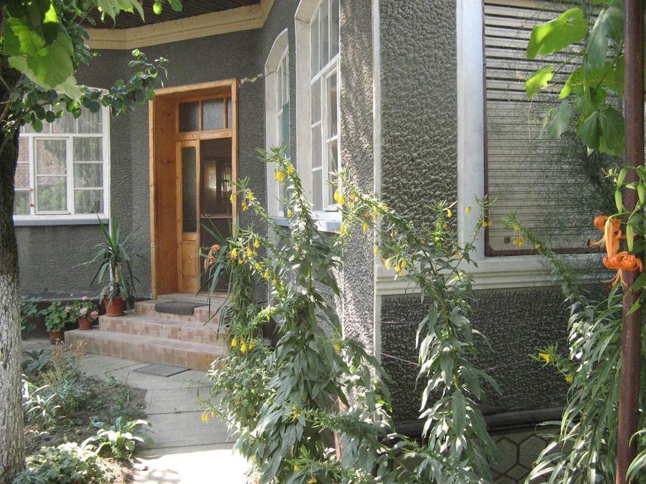 Casă de vânzare în Ineu, județul Arad