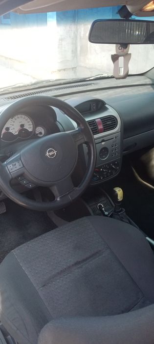 Vând Opel corsa C 1.2