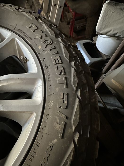 Продам шины 275/60/20 rt