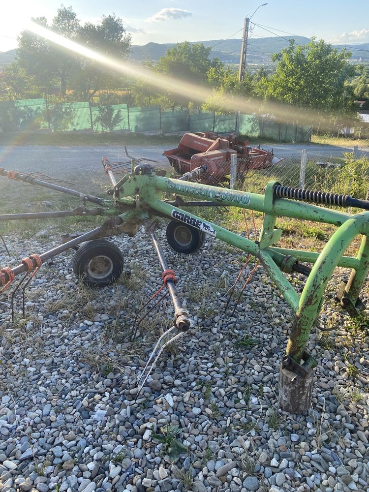Vand grebla tractor