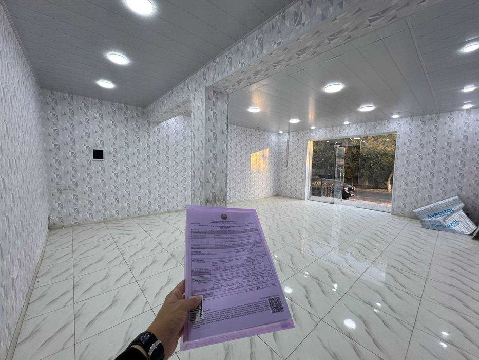 buxoroda Tayyor  50m2 li do’kon sotiladi.