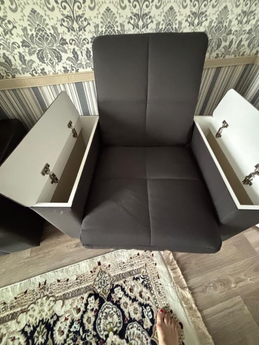 Диван и два кресло