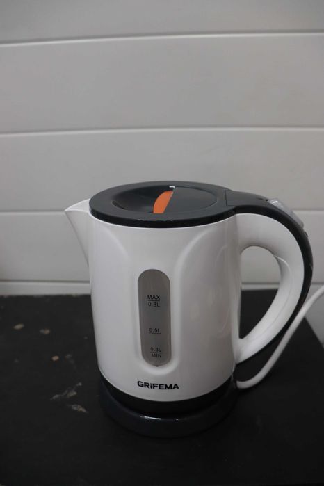 Електрическа кана Grifema (GC1001) 0.8L 1100W